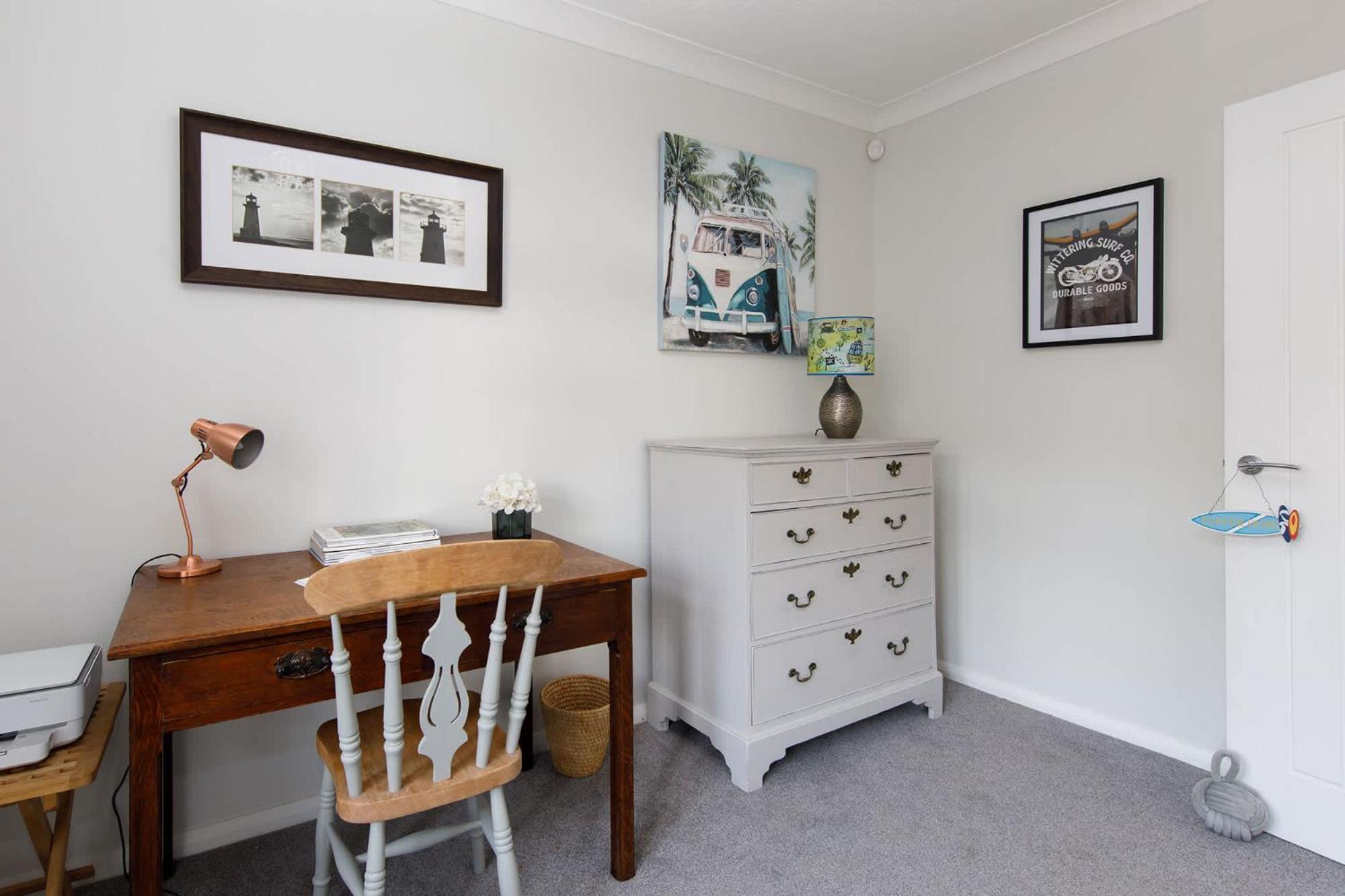 Spacious Home For 8 In Witterings - Walk To Beach East Wittering Bagian luar foto