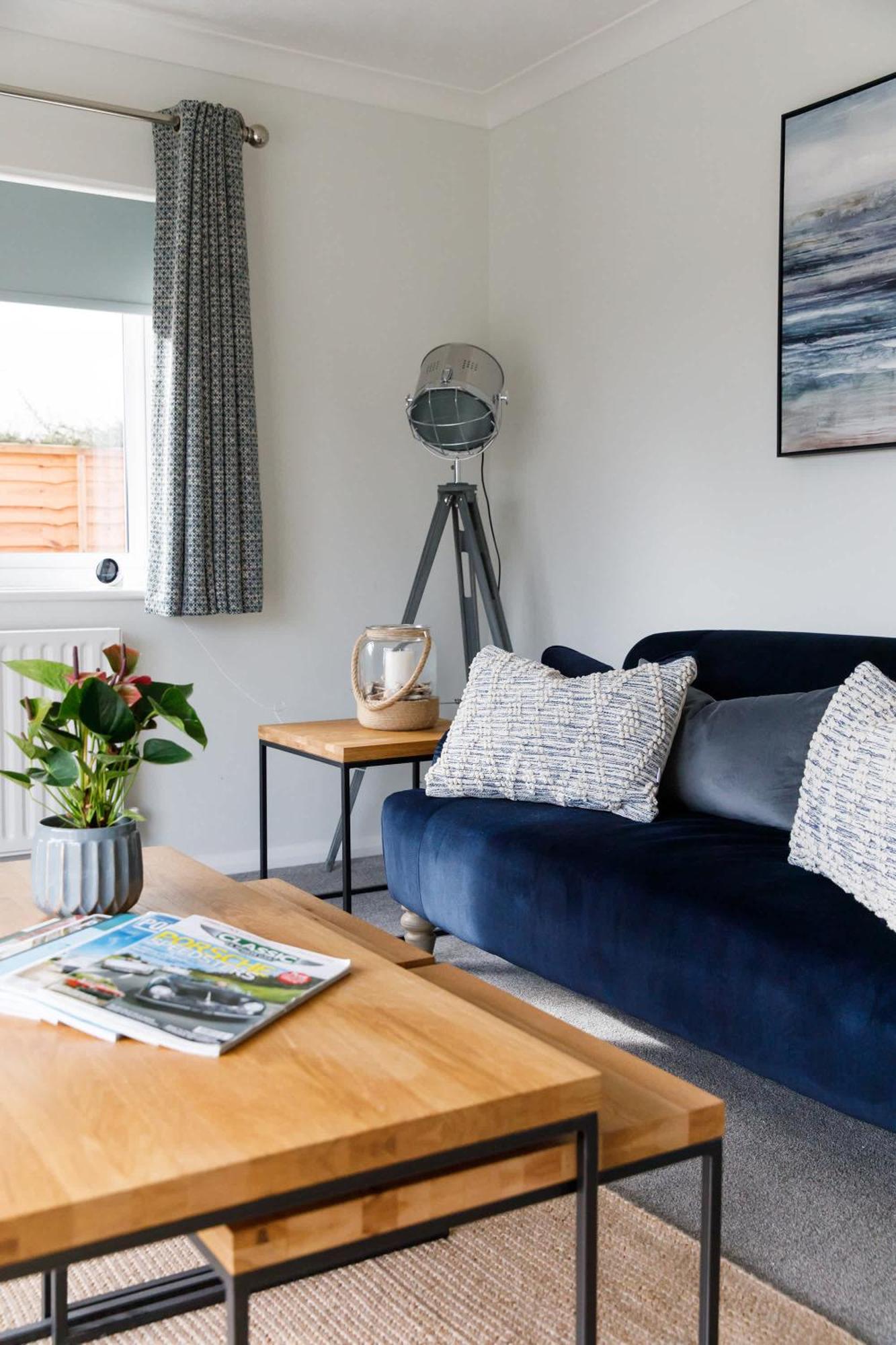 Spacious Home For 8 In Witterings - Walk To Beach East Wittering Bagian luar foto